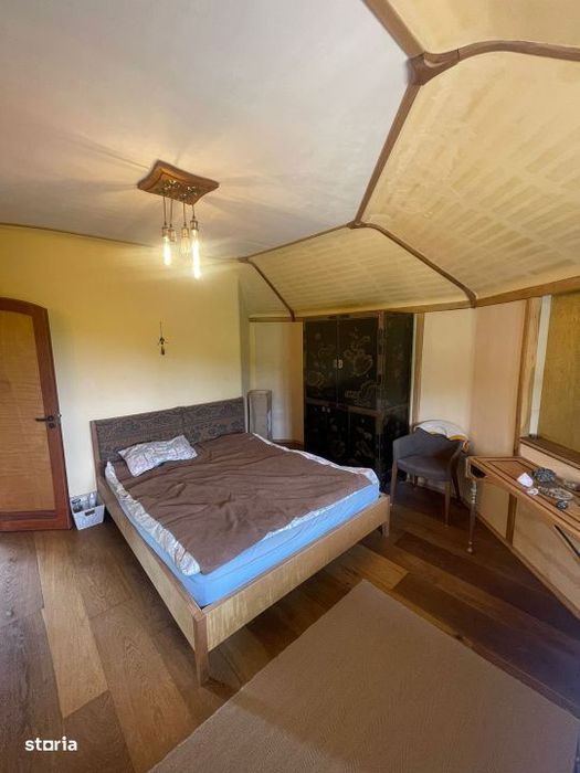 Casa ecologica din beton de canepa, 200 mp, 11 arii teren, zona Tautii
