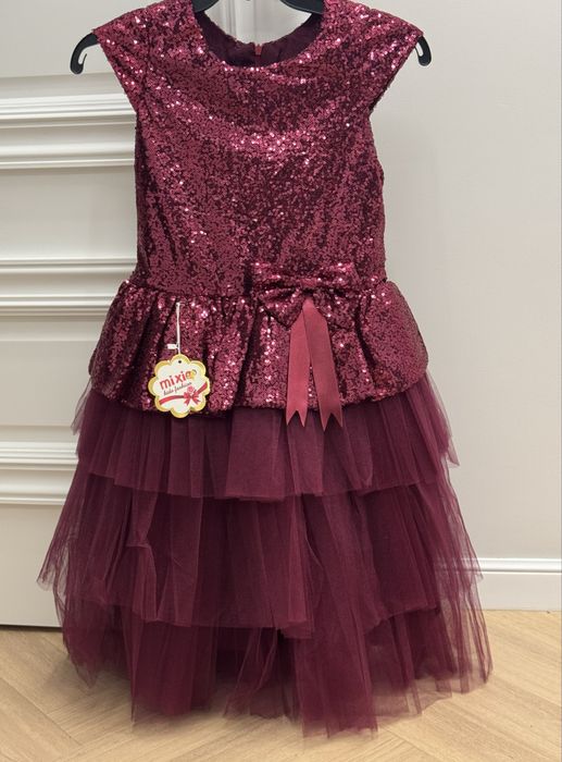 Нарядные платья на 6-8лет