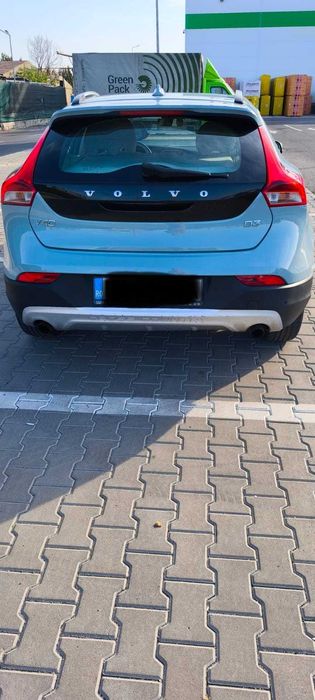 Volvo V40 cross country