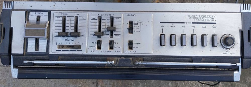 JVC Stereo Radio Casette Recorder model RC 838L