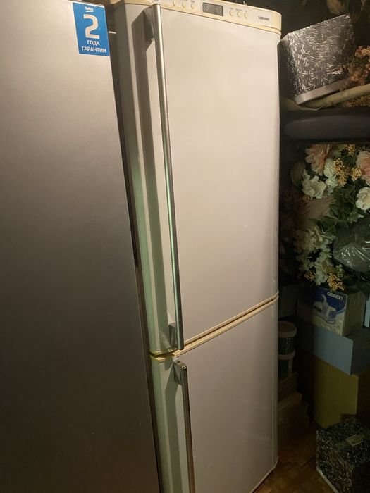 Продам золодильник samsung