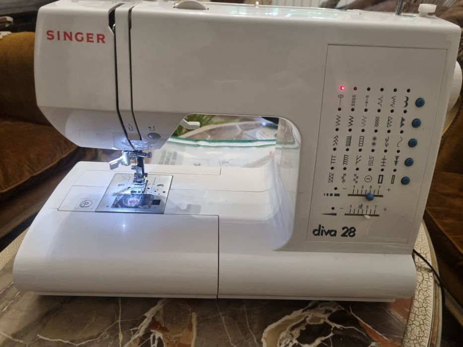Masina de cusut Singer Diva 28
