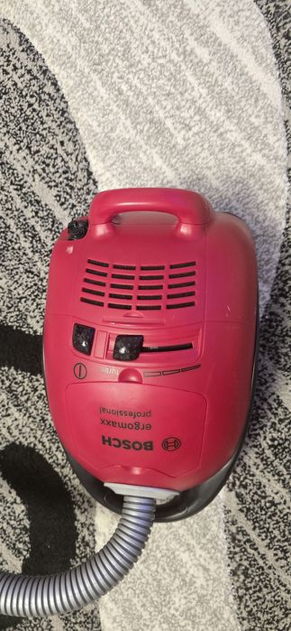 Aspirator jucarie Bosch cu sunete