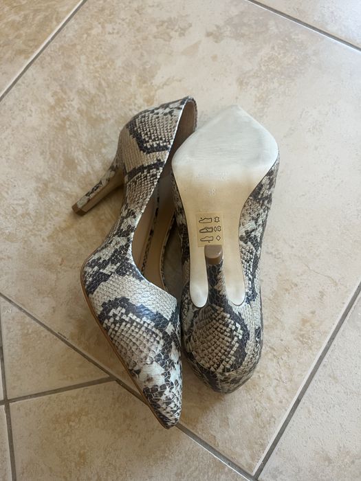 Обувки на ток Donna Italia Firenze 38 номер