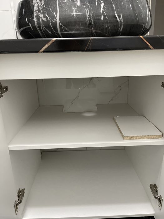 Раковина с тумбой