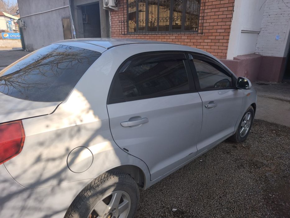 Продаю заз форза