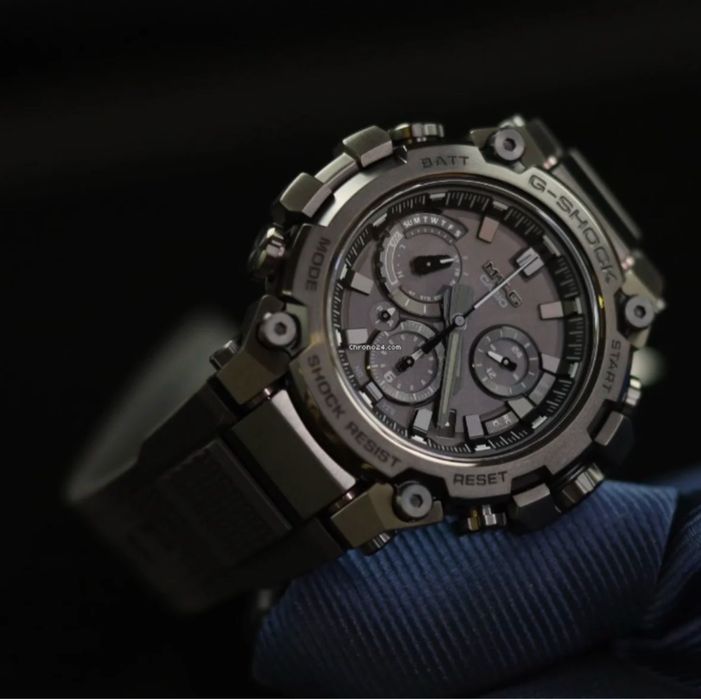 *Чисто Нов* Casio G-Shock MTG-B3000-1B *Triple Black*