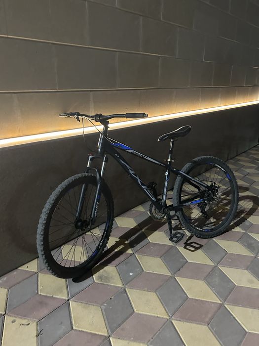Продам велосипед AXIS MD200
