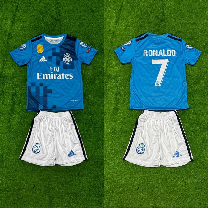 Футболни тениски