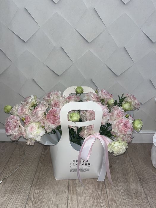 Продам букет из эустомы