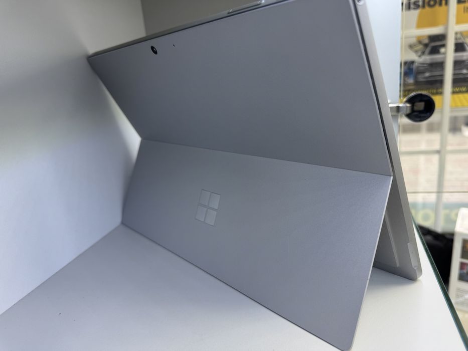 Microsoft Surface Pro 7