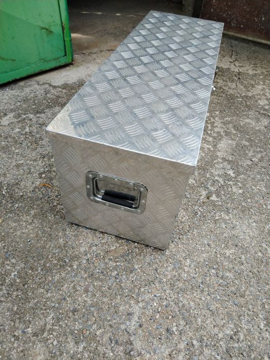 Алуминиев сандък