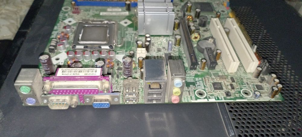 Lenova PC plata sotiladi