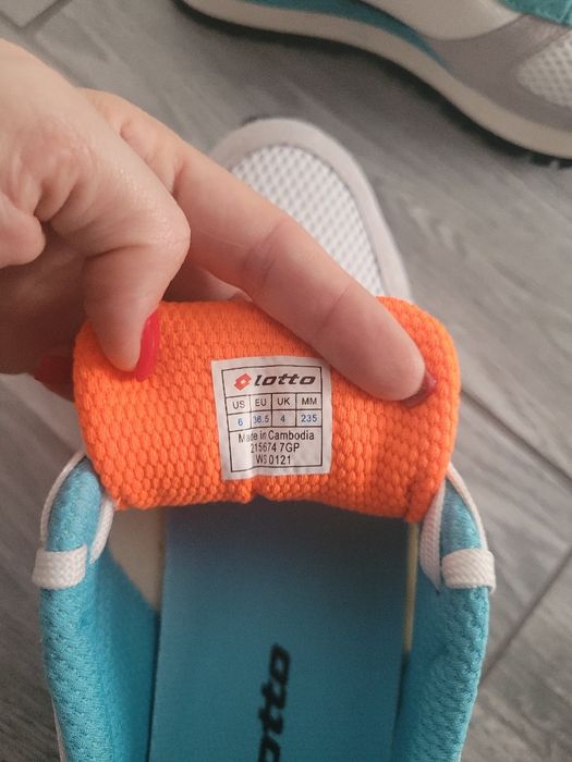 Adidasi dama Lotto, 36.5, impecabili