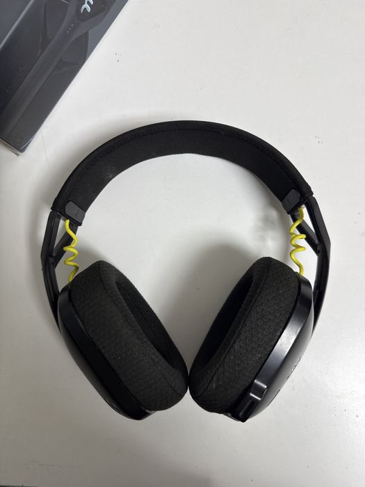 logitech g435