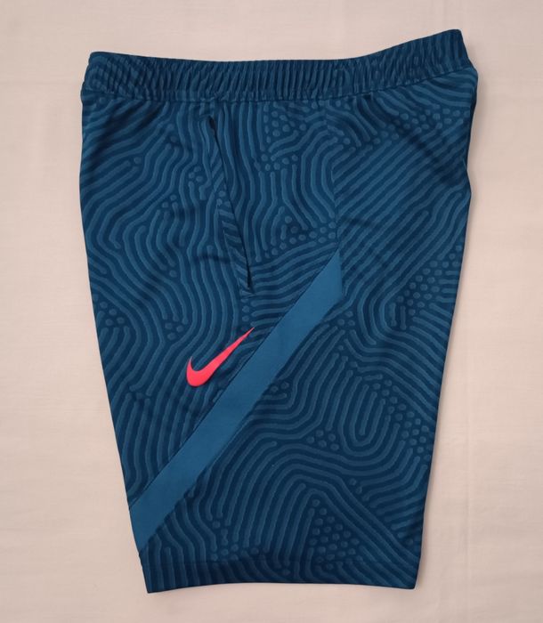 Nike DRI-FIT Strike Shorts оригинални гащета ръст 158-170см Найк спорт шорти