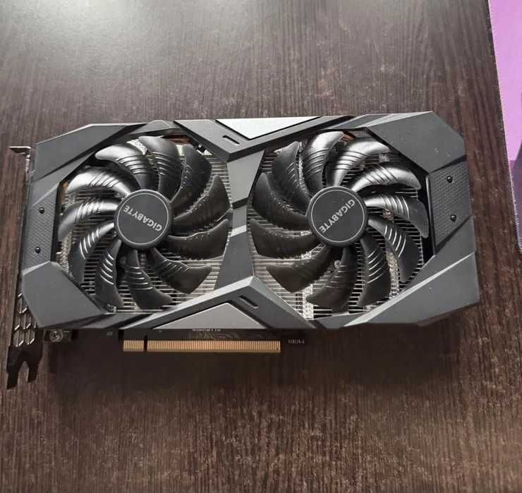 Vand PC Gaming Myria I5 10400F/RTX 2060