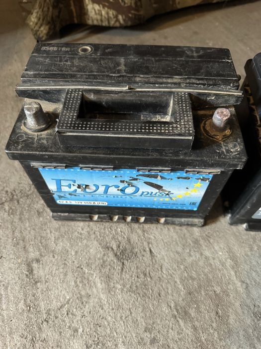 Аккумуляторы 60ки рабочие не замкнутые