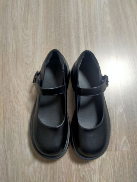 Туфли лоферы школьные,на платформе