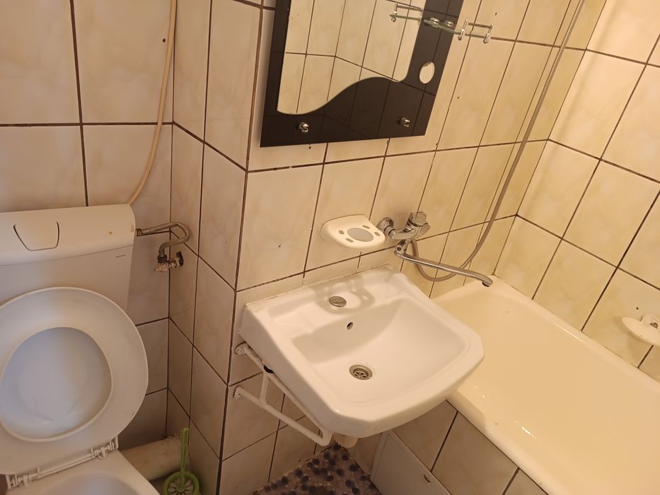 Închiriez apartament Satul de Vacanta