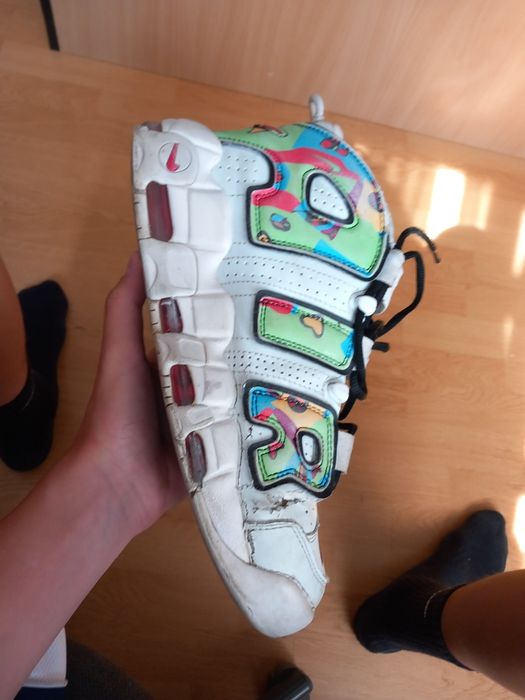 Air more uptempo peace