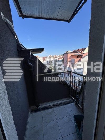 Дава се под наем Тристаен апартамент в Варна, Колхозен пазар - 74 кв.м за 511 € - Снимка #6