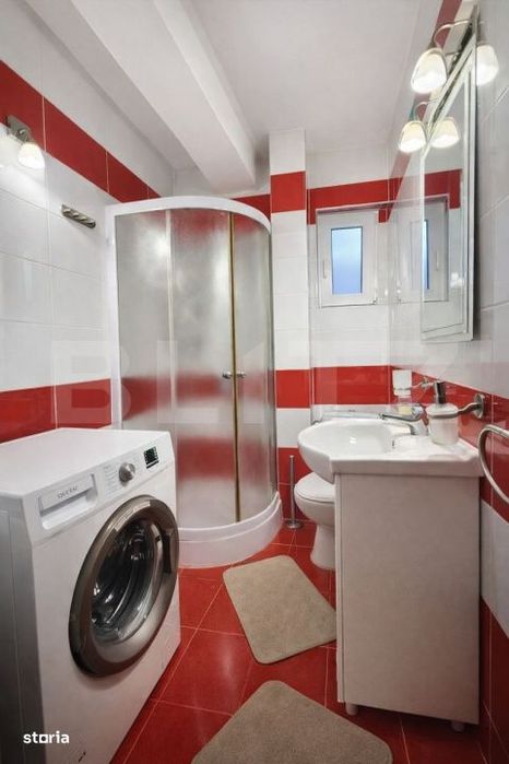 Triplex 131 mp total + Pod 35 mp | Terasa 25 MP | Garaj | Turnisor –