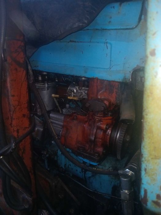 Трактор МТЗ-80.Маленькая кабина.