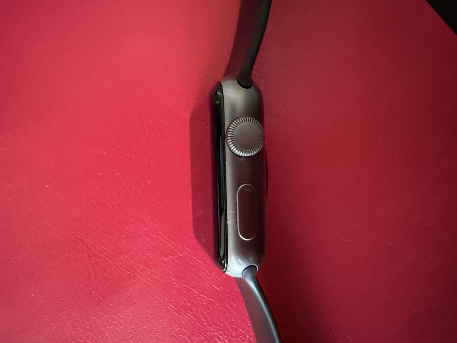 Часы Apple Watch Series 3 42mm