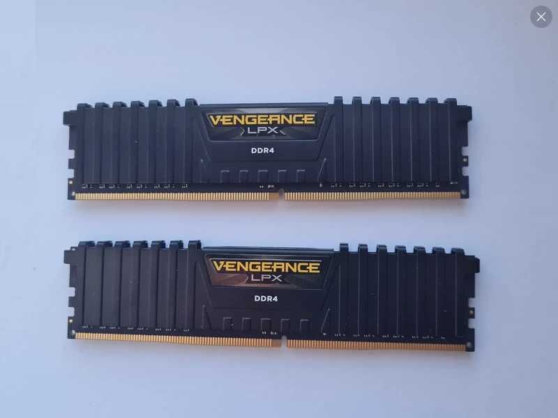 Memorie RAM kit DDR4 16GB Corsair