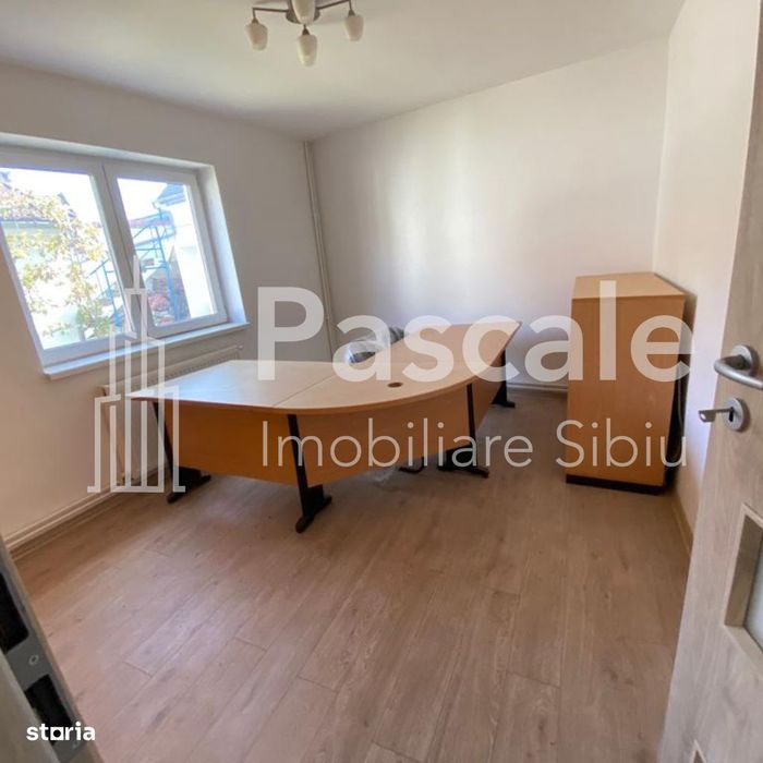 Proprietate versatilă de vânzare – ideală pentru locuință și afacere!
