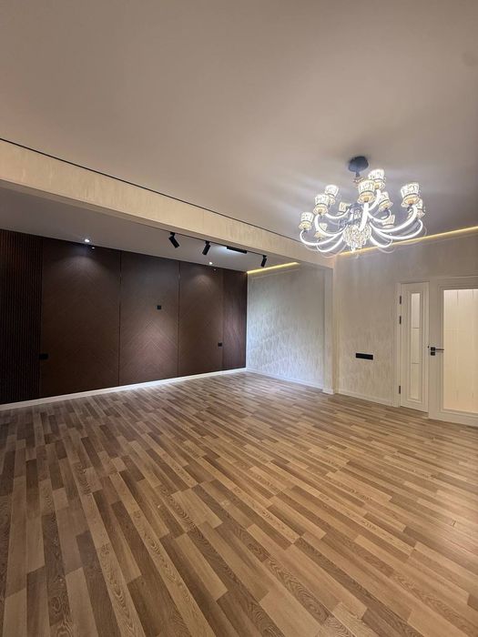 5/5/5. Сергели 2. Квартира 105 м². Метро "Turon" - 500 м.