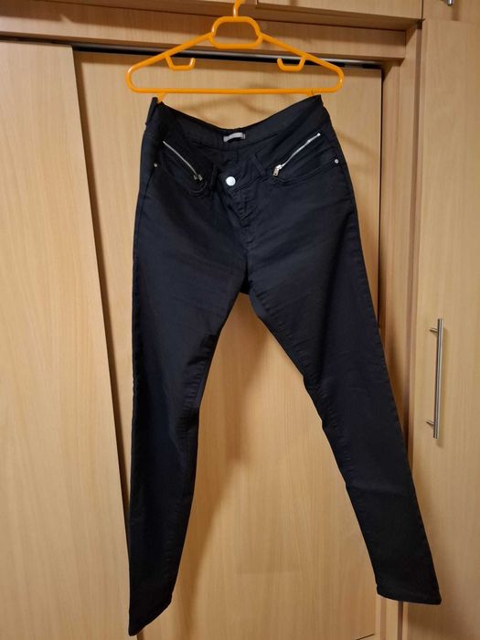 pantaloni dama marimea 40 negri  marca ORSAY