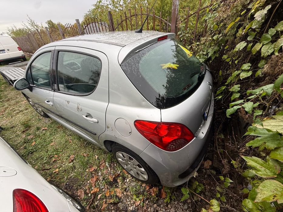 peugeot 207 1.4 части