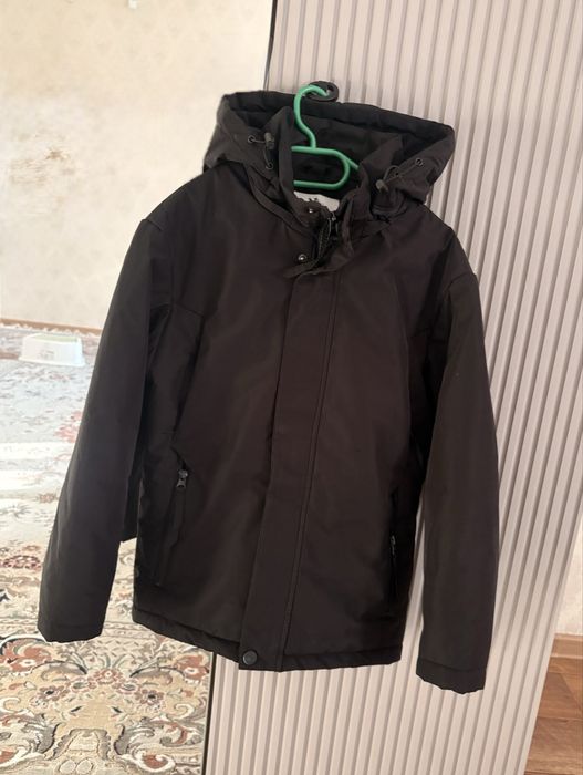 Куртка и ветровка