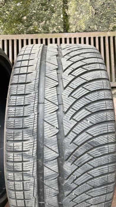2 Anvelope Michelin iarna, utilizate 2 anotimpuri, 265x30x R20