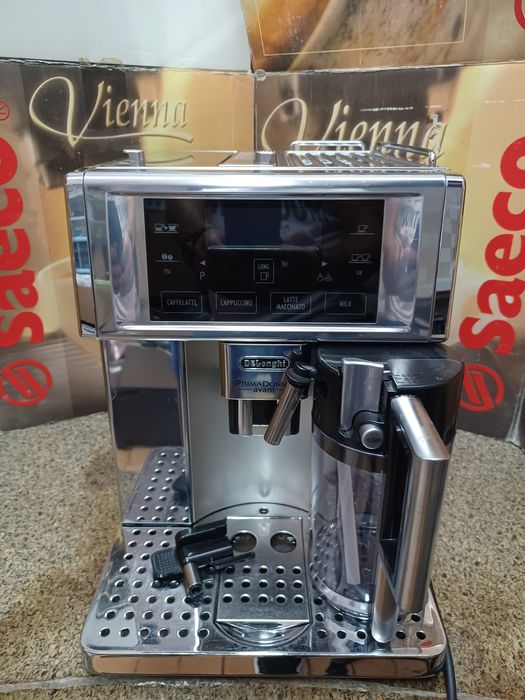 Кафемашина DELONGHI PrimaDonna Avant