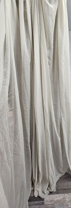 Продам тюль в спальню,  детскую