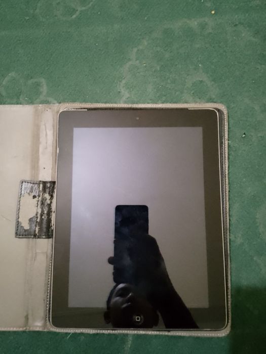 Ipad air 2 16gb. Bonus зарядчик чехол