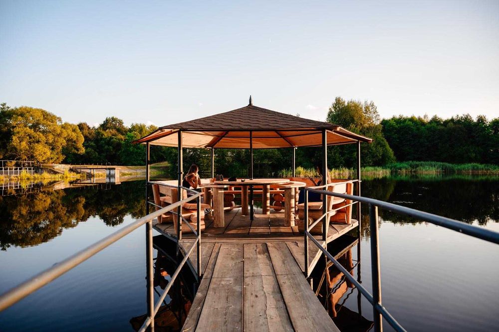 Doar Whatsapp! Cabana cu iaz privat în Bucovina!