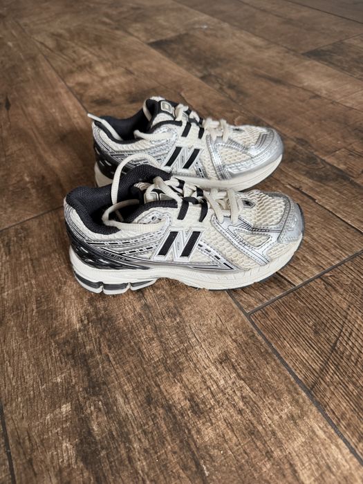 New Balance 1906 детски маратонки