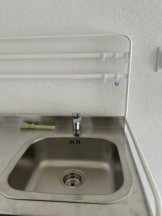 Se inchiriaza garaj la parter de bloc in zona Unirii