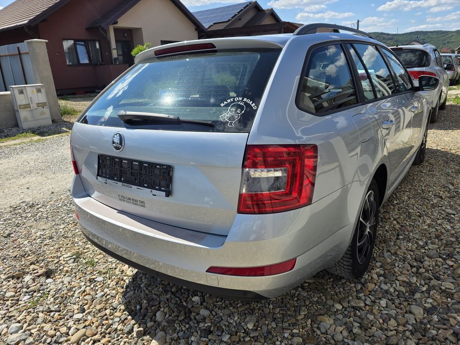 SKODA Octavia 2014 — imagine 5
