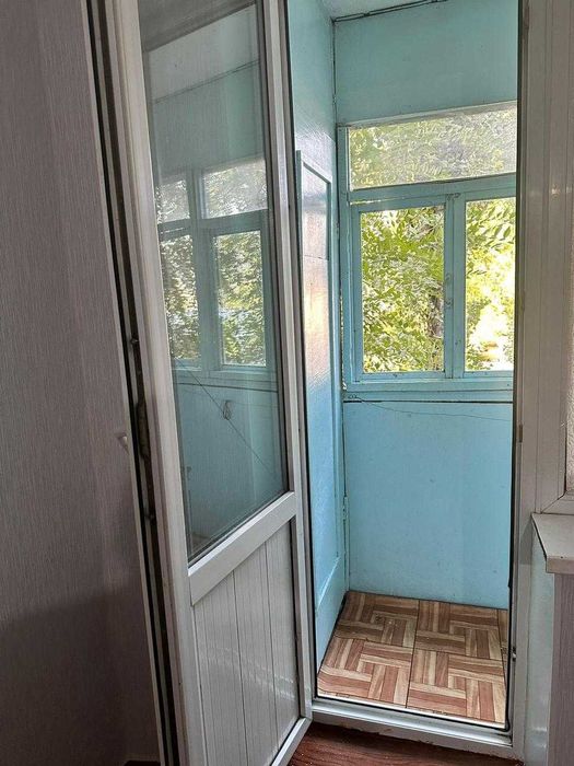 Продажа квартиры 2 комнатная, самал дом 2