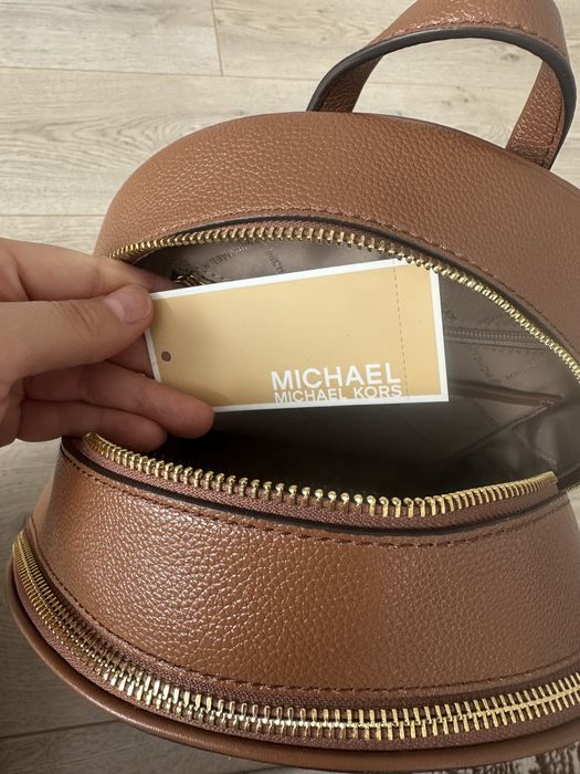 Новый рюкзак michael kors