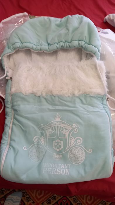 Продам конверт на выписку