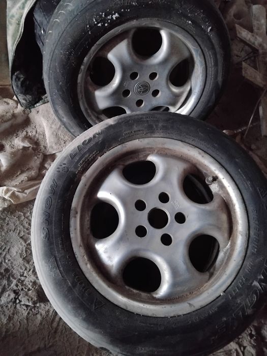 Продам колеса 215/60/16 4шт