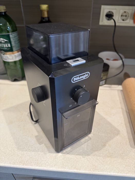 Кофемолка Delonghi
