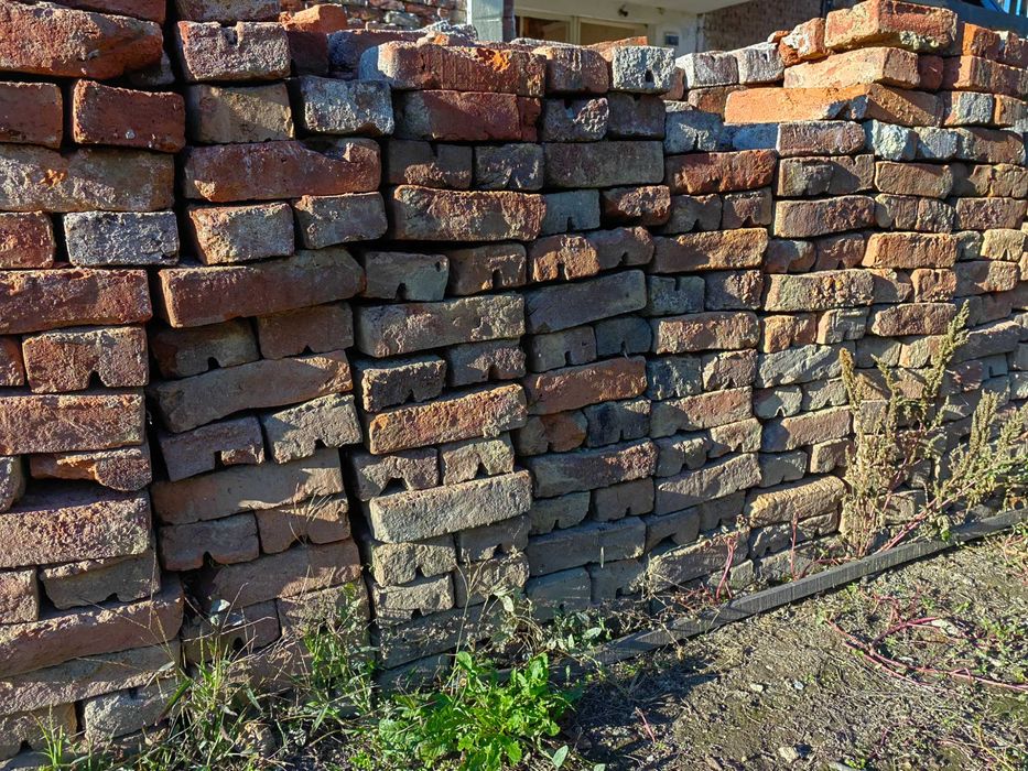 Стари тухли плътни единичка