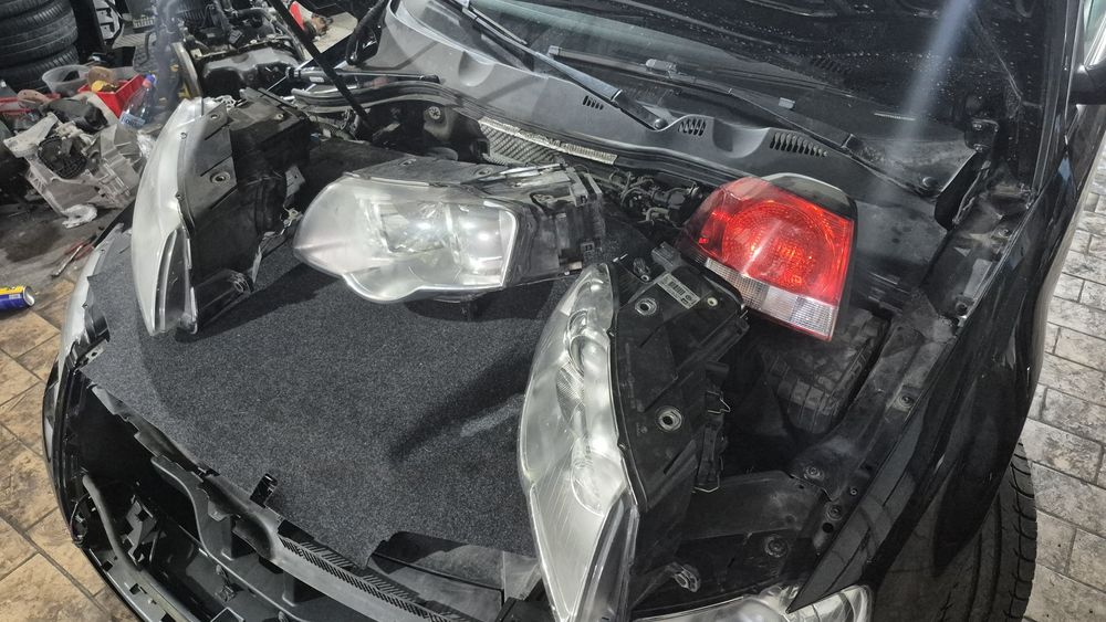 Faruri stanga-dreapta bi-xenon passat b6